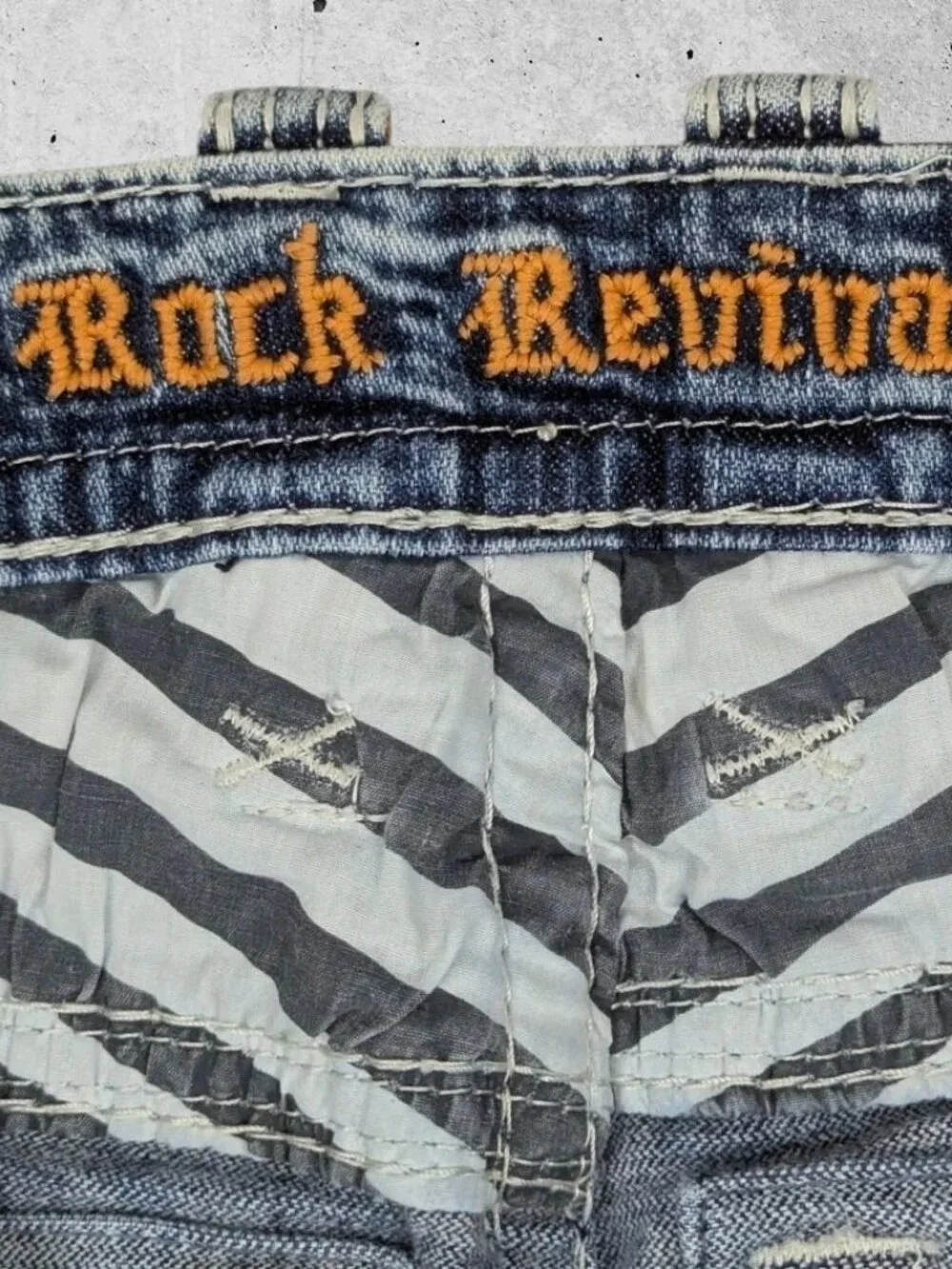 Rock Revival Jeans Size 34 Ecton Slim Boot Cut